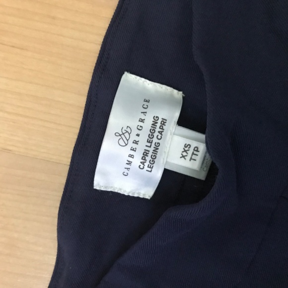 Capri legging-like pants - Picture 2 of 2